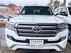 تۆیۆتا لاند کروزەر